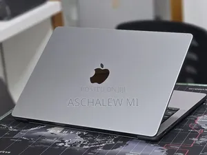 New Laptop Apple MacBook Pro 2021 M1 32GB Apple M1 Pro SSD 512GB