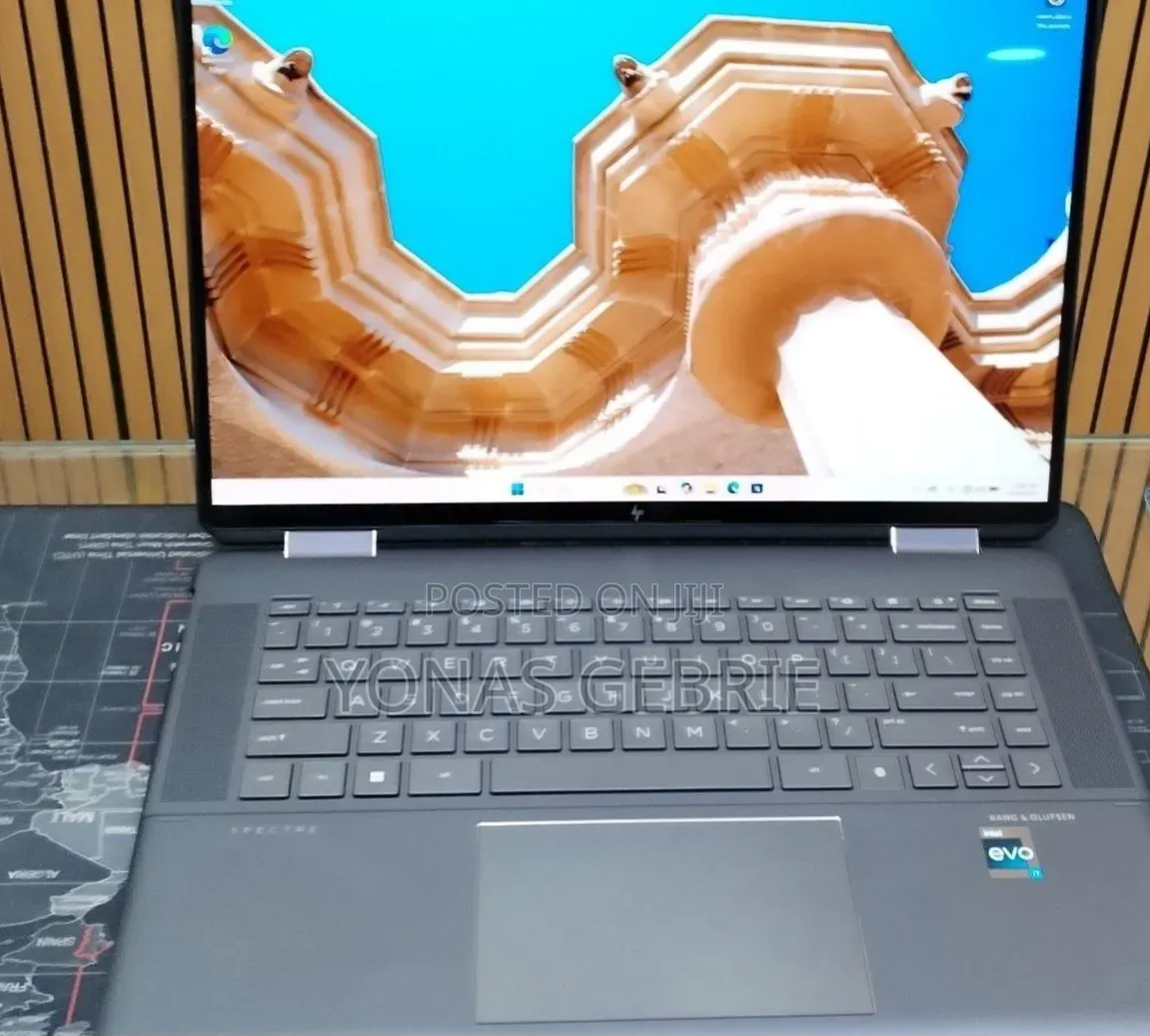 New Laptop HP Spectre 16GB Intel Core i7 SSD 512GB