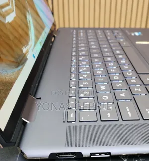 New Laptop HP Spectre 16GB Intel Core i7 SSD 512GB