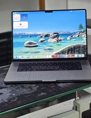 New Laptop Apple MacBook Pro 2022 M2 16GB Apple M2 SSD 1T