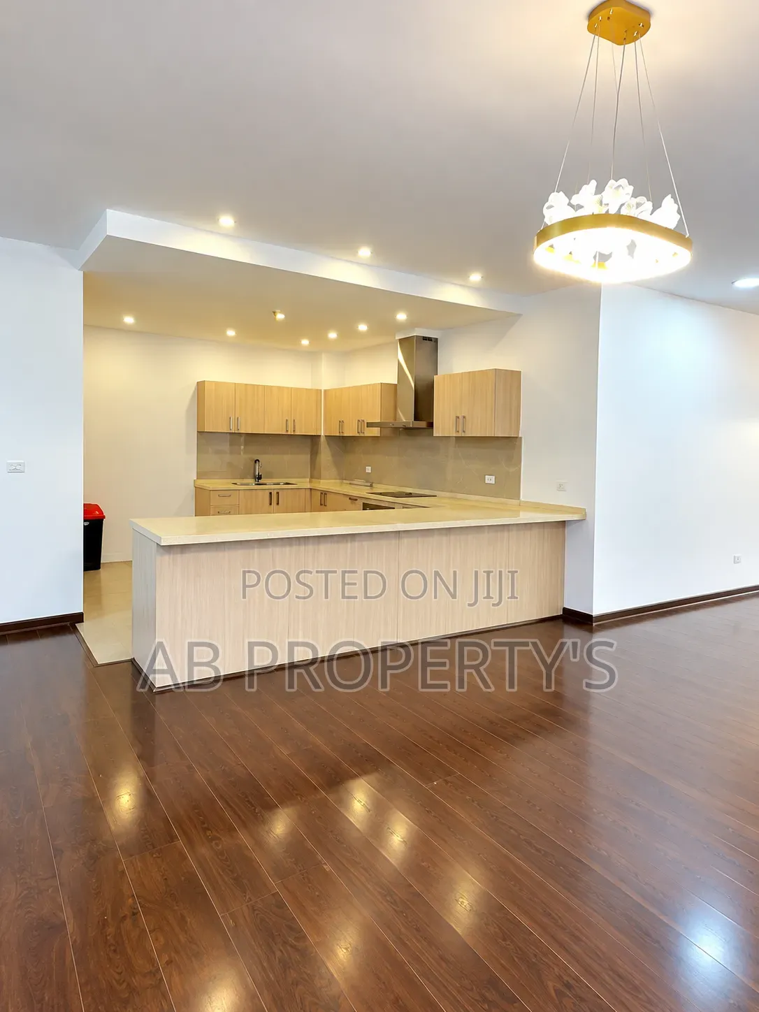 4bdrm Apartment in Bole Ednamol for sale