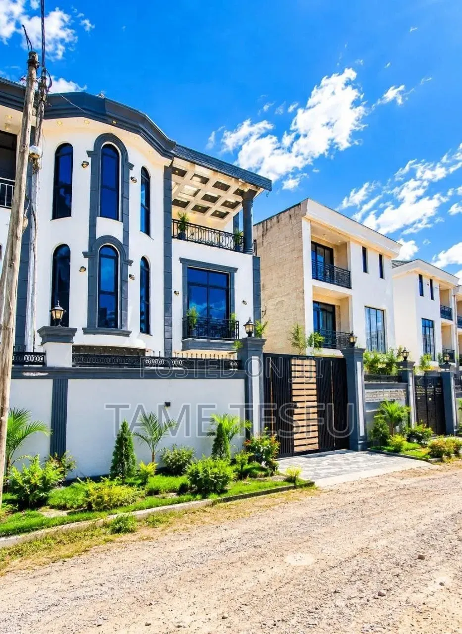 Furnished 5bdrm House in ሀያት, Bole for sale