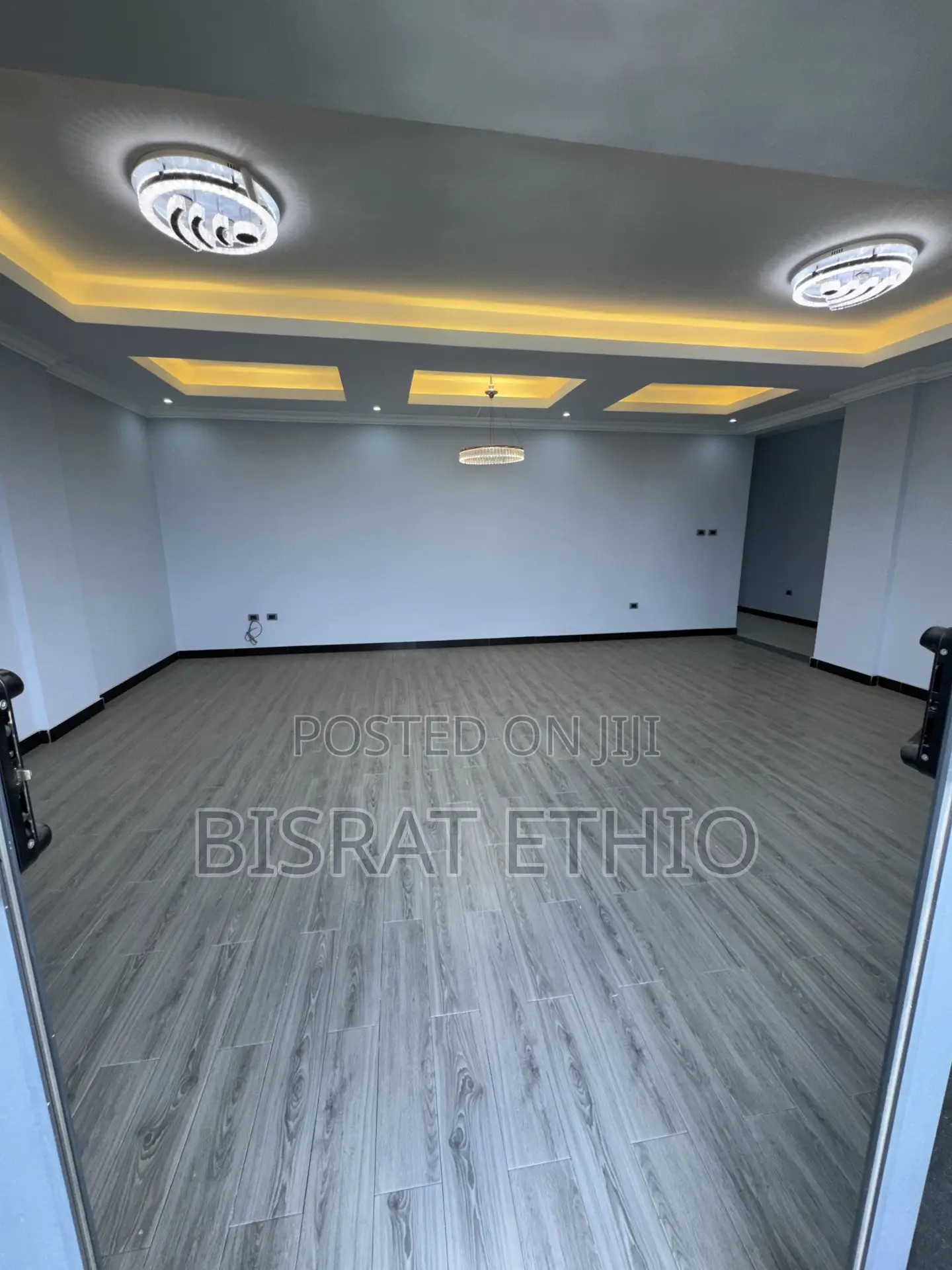 3bdrm Apartment in Meskel Flower, Bole for sale