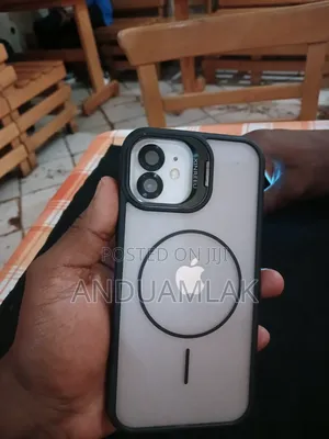 Apple iPhone 12 64 GB