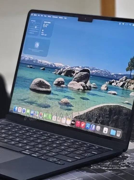 New Laptop Apple MacBook Air 2025 M4 16GB Apple M4 SSD 256GB