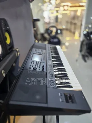Yamaha PSR Sx700 Keyboard