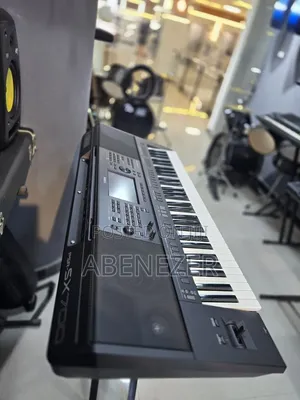 Yamaha PSR Sx700 Keyboard