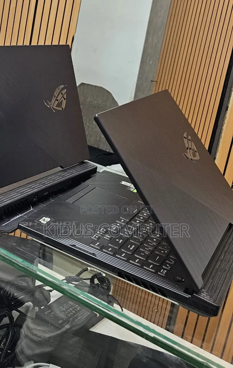 New Laptop Asus ROG Strix G15 16GB Intel Core i7 SSD 512GB