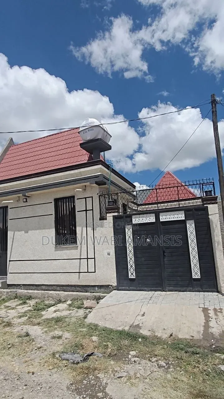 Furnished 8bdrm Villa in Bishoftu Dukem, East Shewa for sale