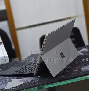 New Laptop Microsoft Surface Pro 7+ 16GB Intel Core i5 SSD 256GB