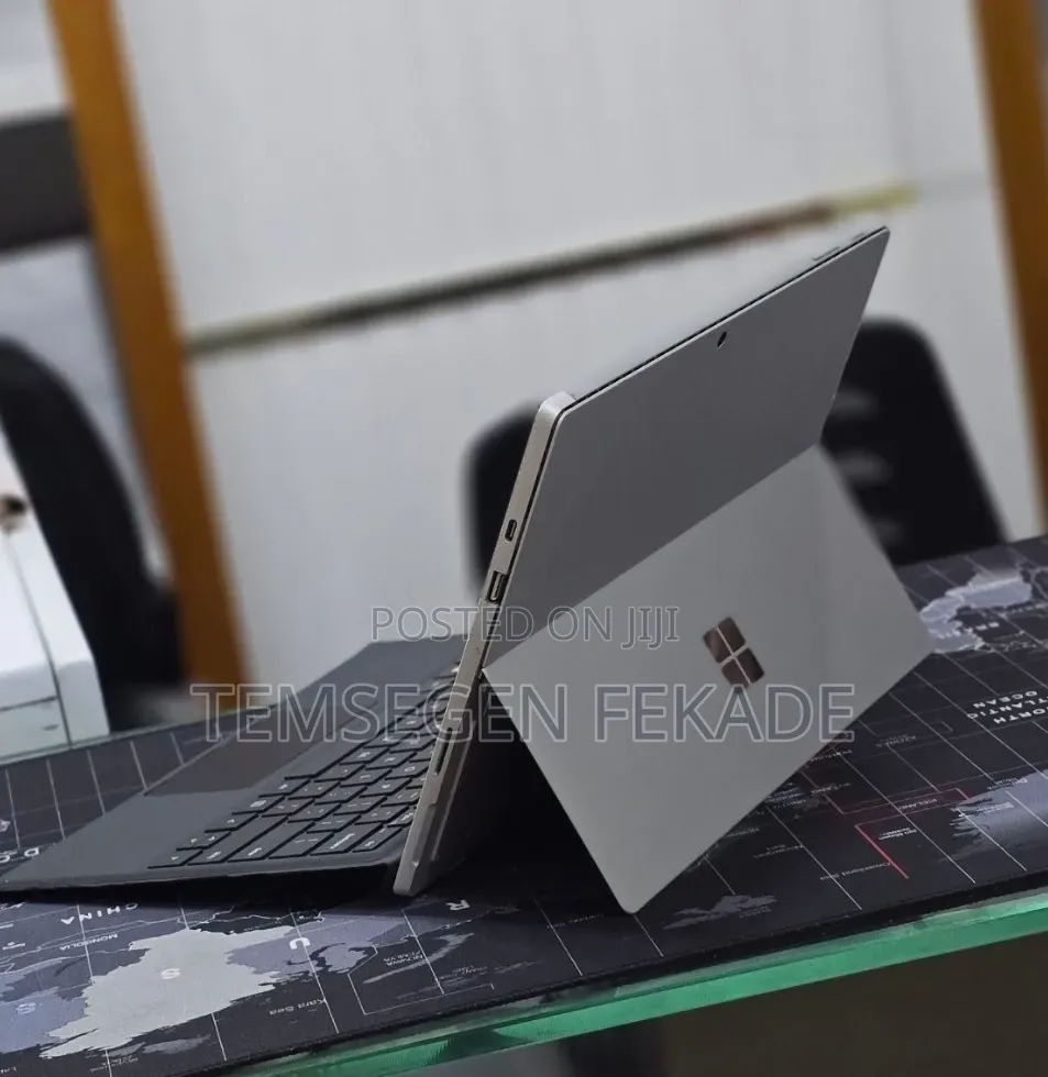 New Laptop Microsoft Surface Pro 7+ 16GB Intel Core i5 SSD 256GB