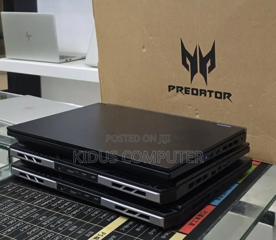 New Laptop Acer Predator Helios 300 16GB Intel Core i9 SSD 1T