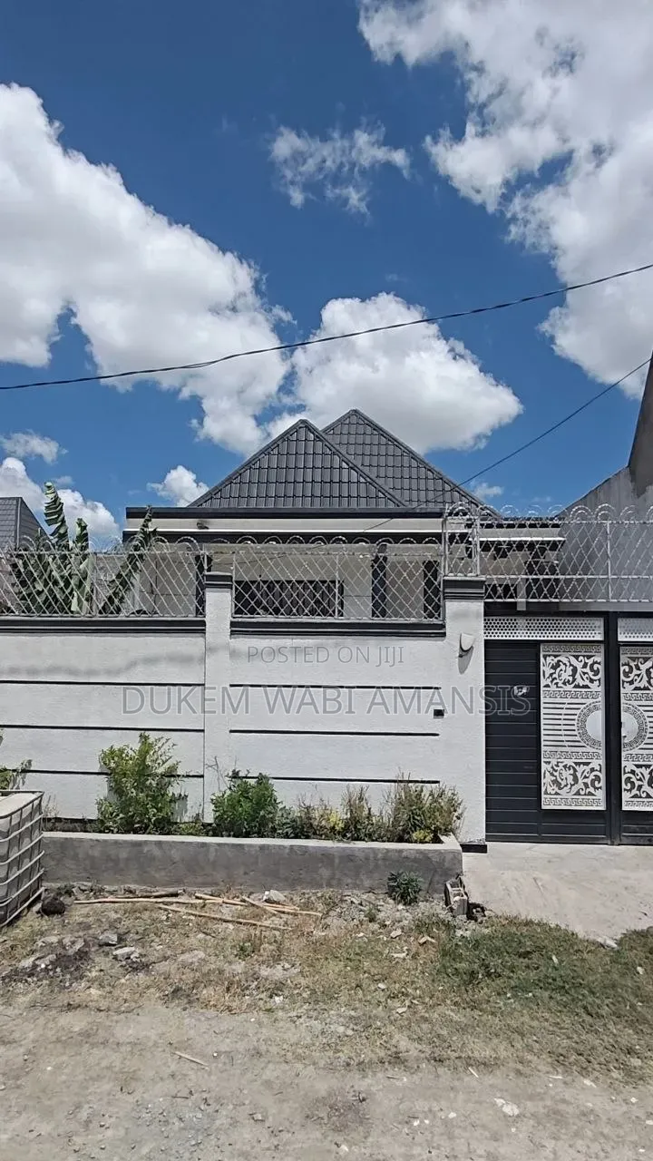 Furnished 8bdrm Villa in Bishoftu Dukem, East Shewa for sale