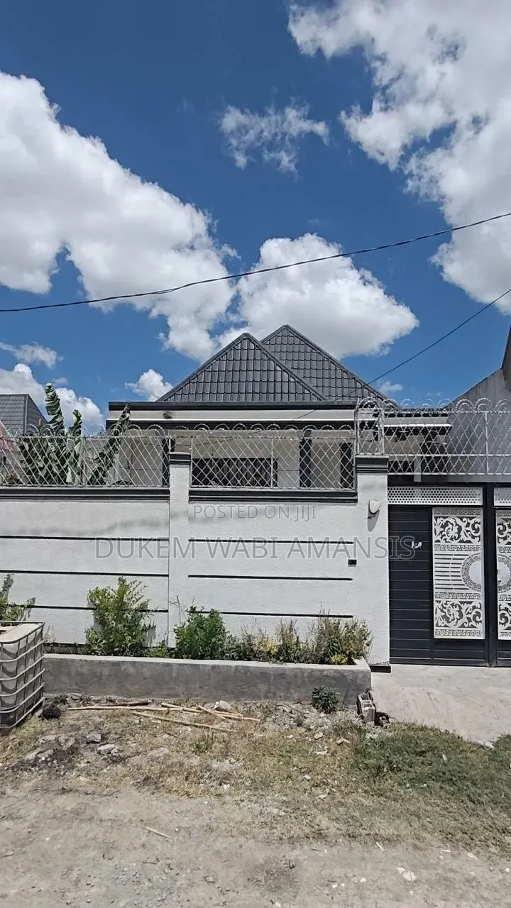 Furnished 8bdrm Villa in Bishoftu Dukem, East Shewa for sale