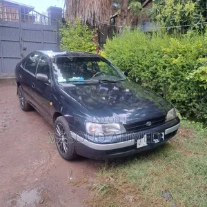 Toyota Carina E 1.6 Hatchback 1997 Green