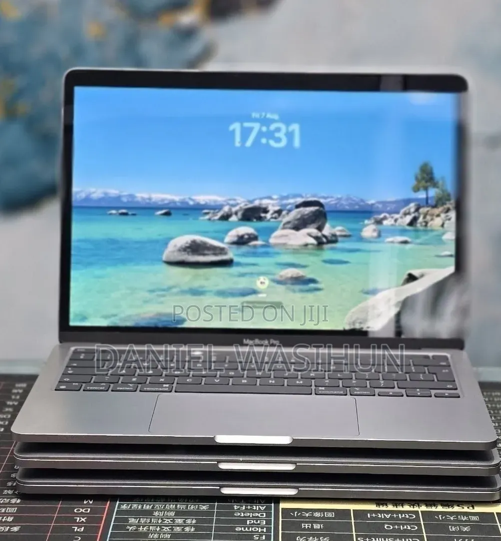 New Laptop Apple MacBook Pro 2020 M1 32GB Apple M1 Pro SSD 512GB