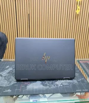 New Laptop HP Spectra 13 16GB Intel Core i7 SSD 512GB