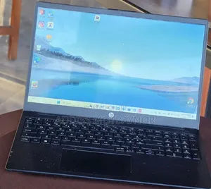 New Laptop HP Pavilion 15 8GB Intel Core i3 SSD 128GB