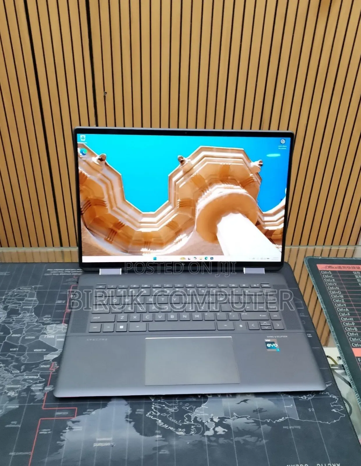 New Laptop HP Spectra 13 16GB Intel Core i7 SSD 512GB