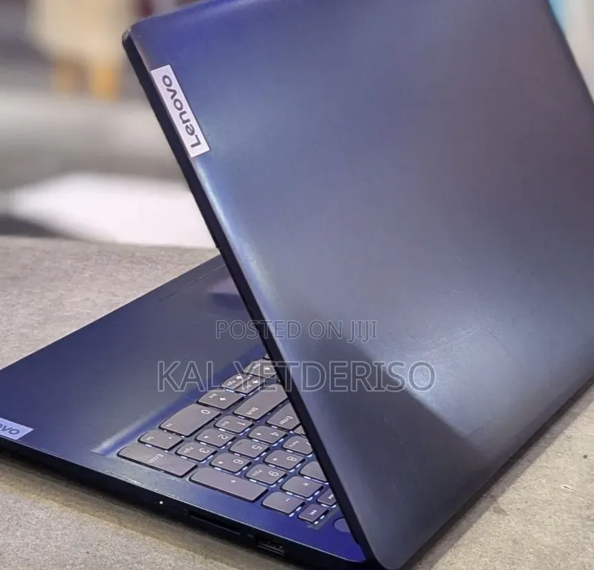 New Laptop Lenovo Ideapad 3 8GB Intel Core i5 SSD 512GB
