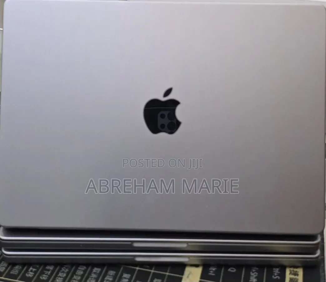 New Laptop Apple MacBook Pro 2021 M1 32GB Apple M1 Pro SSD 512GB