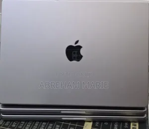 New Laptop Apple MacBook Pro 2021 M1 32GB Apple M1 Pro SSD 512GB