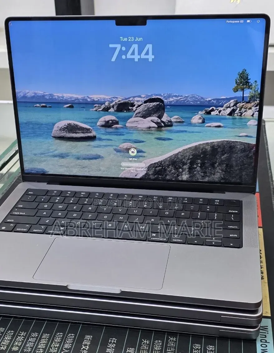 New Laptop Apple MacBook Pro 2021 M1 32GB Apple M1 Pro SSD 512GB