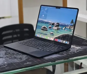 New Laptop Apple MacBook Air 2025 M4 16GB Apple M4 SSD 256GB