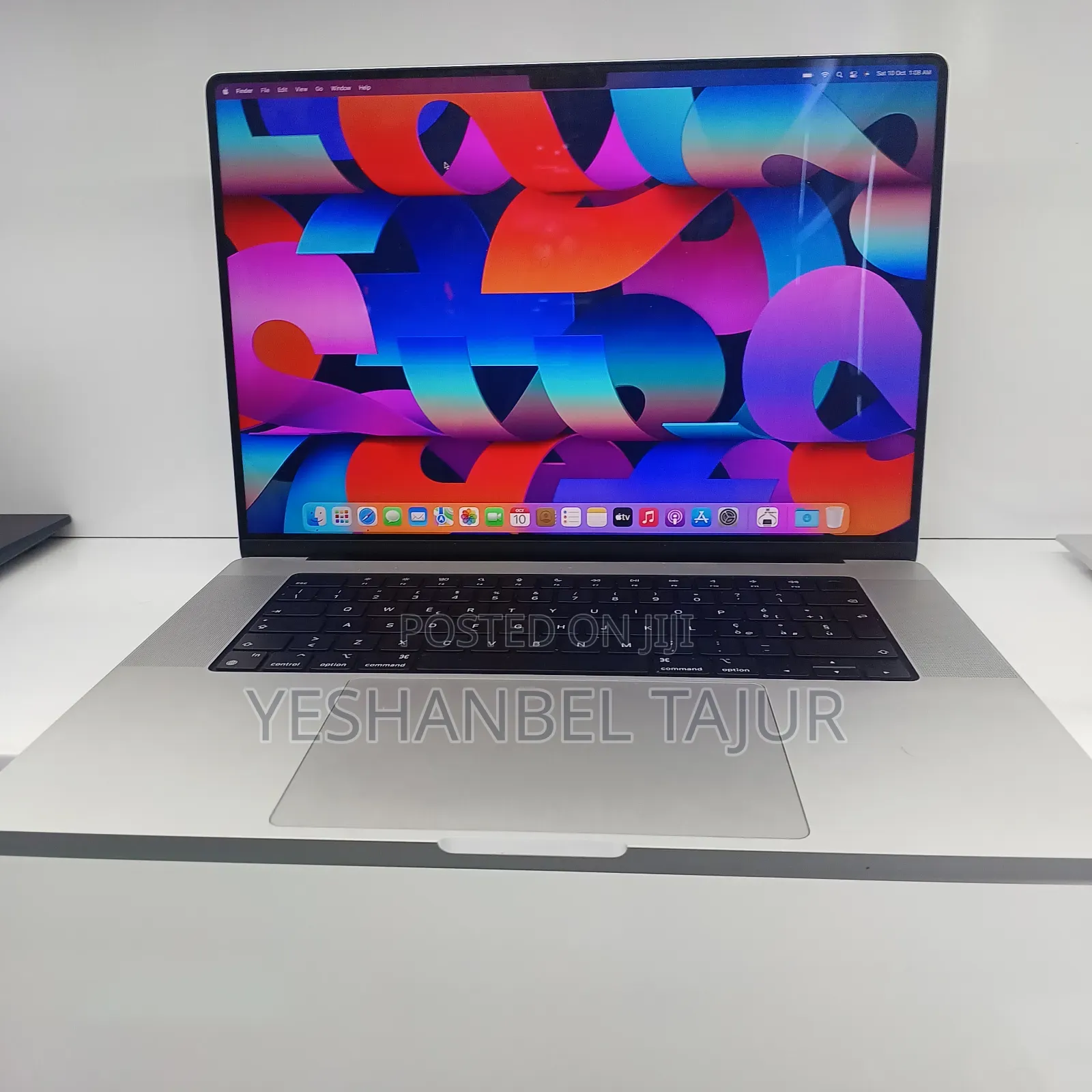 New Laptop Apple MacBook Pro 2021 M1 16GB Apple M1 Pro SSD 1T