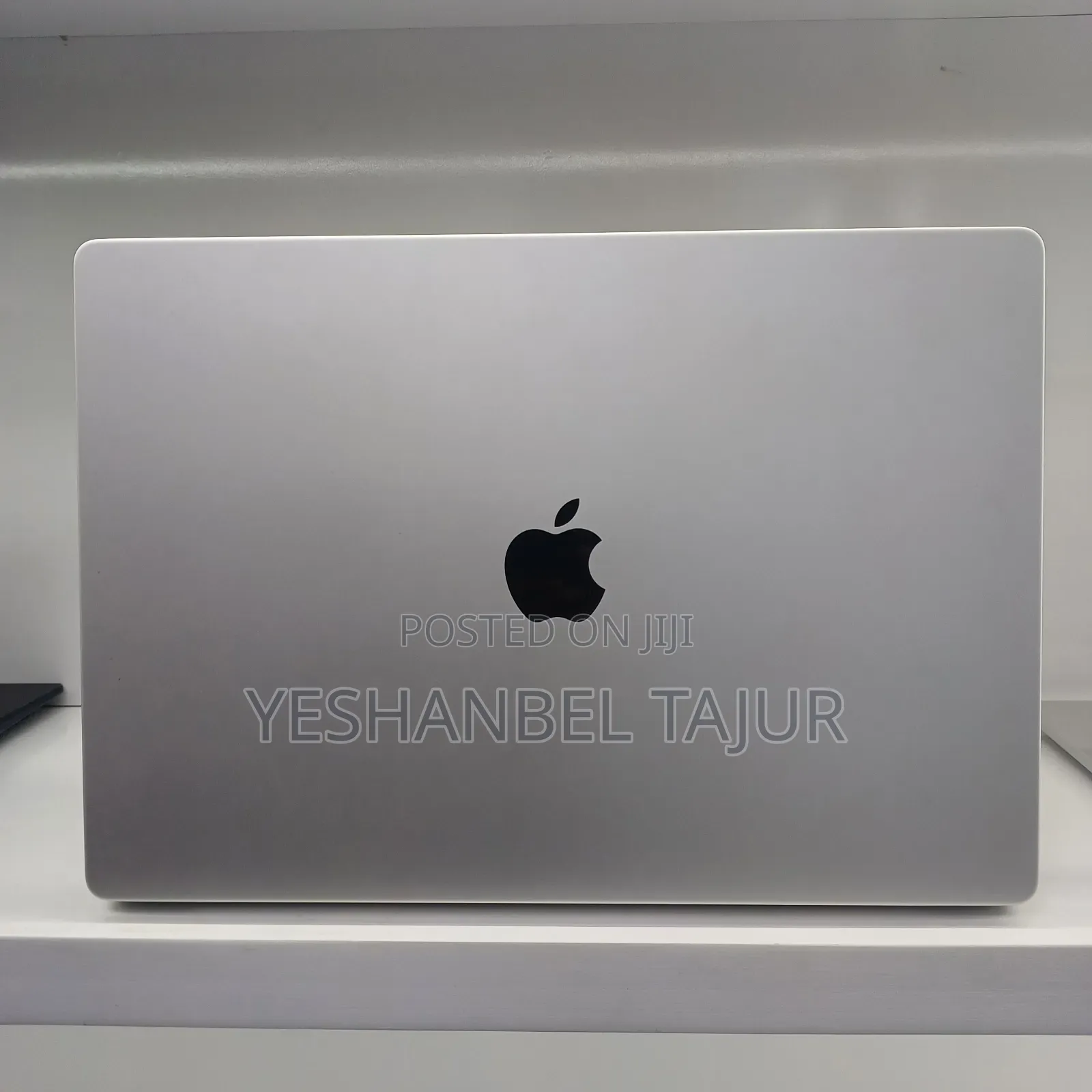 New Laptop Apple MacBook Pro 2021 M1 16GB Apple M1 Pro SSD 1T