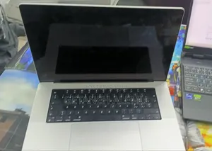 New Laptop Apple MacBook Pro 2021 M1 16GB Apple M1 Pro SSD 1T