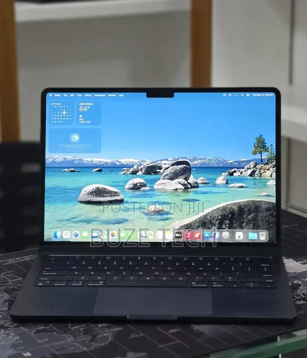 New Laptop Apple MacBook Air 2025 M4 16GB Apple M4 SSD 256GB