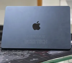 New Laptop Apple MacBook Air 2025 M4 16GB Apple M4 SSD 256GB