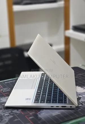 New Laptop HP EliteBook 840 G7 16GB Intel Core i5 SSD 512GB