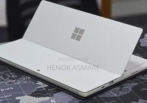 New Laptop Microsoft Surface 16GB Intel Core i5 SSD 256GB