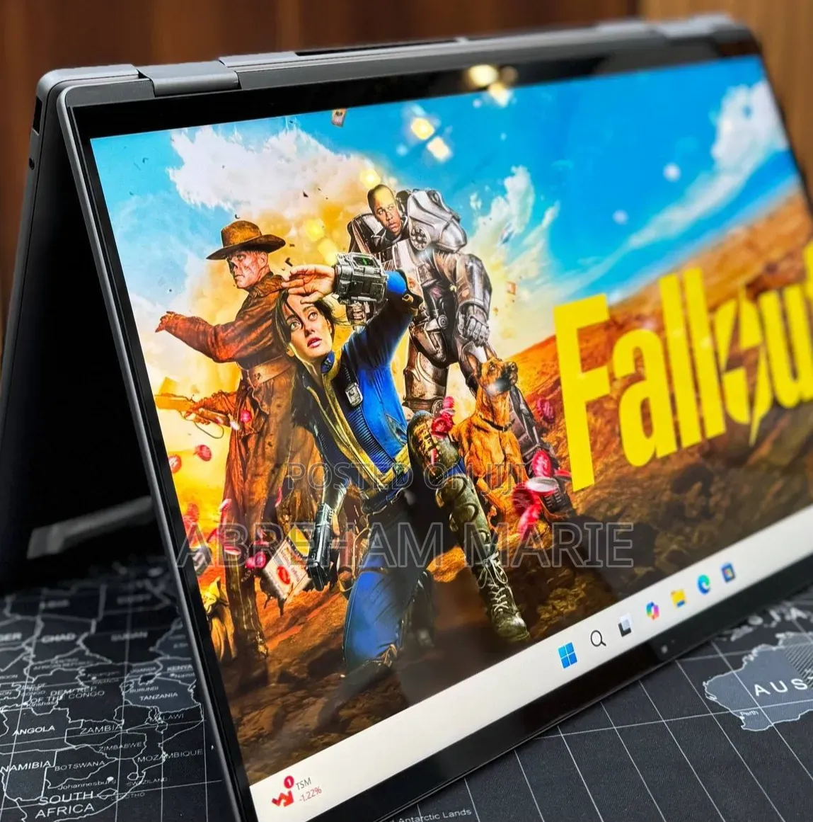 New Laptop HP Envy x360 16GB AMD Ryzen 7 SSD 512GB