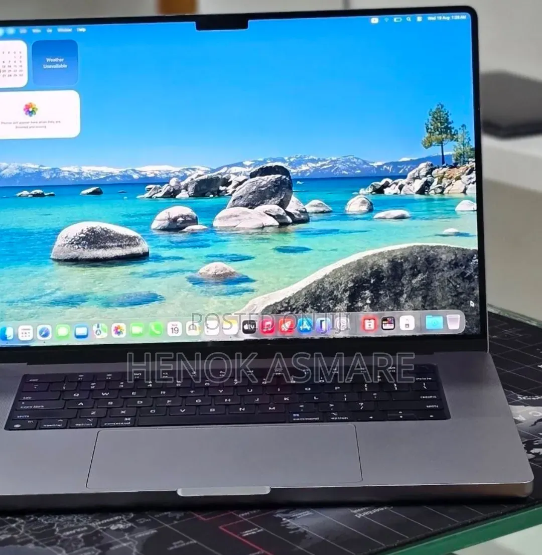 New Laptop Apple MacBook Pro 2023 M2 16GB Apple M2 SSD 1T