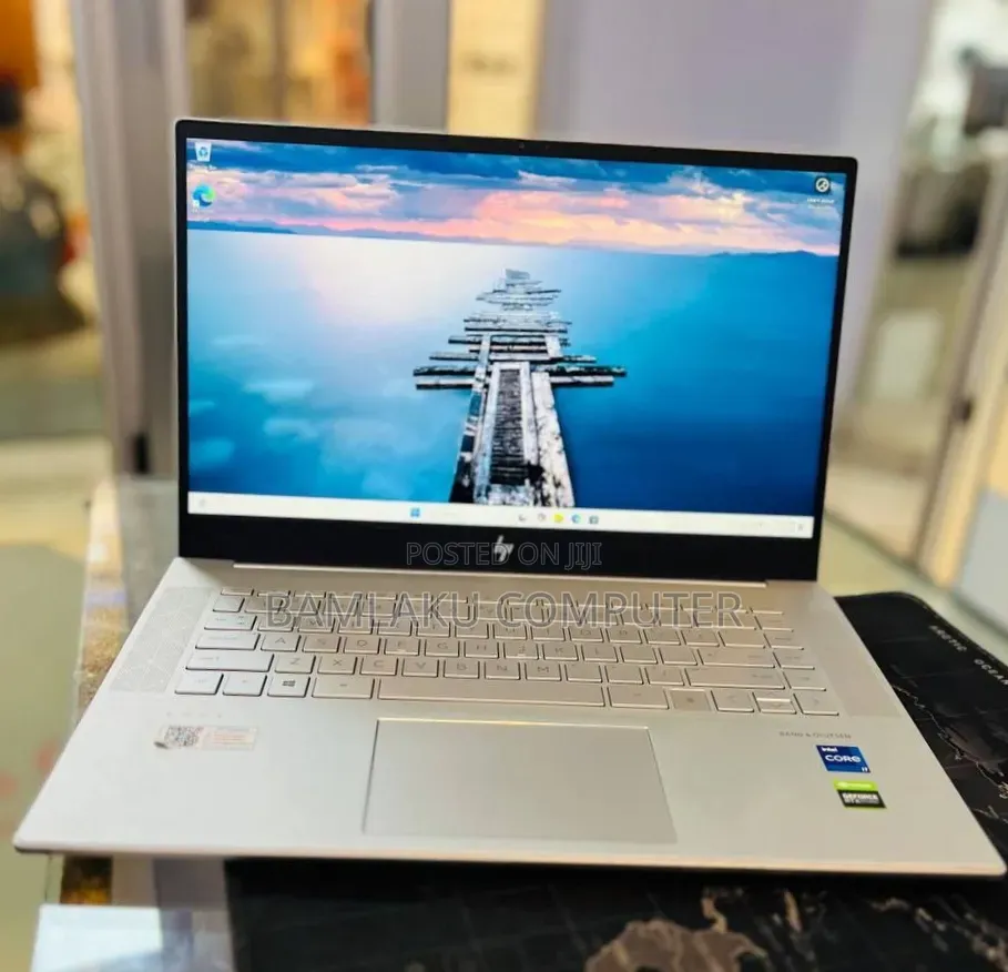 New Laptop HP Envy 15 16GB Intel Core i7 SSD 512GB