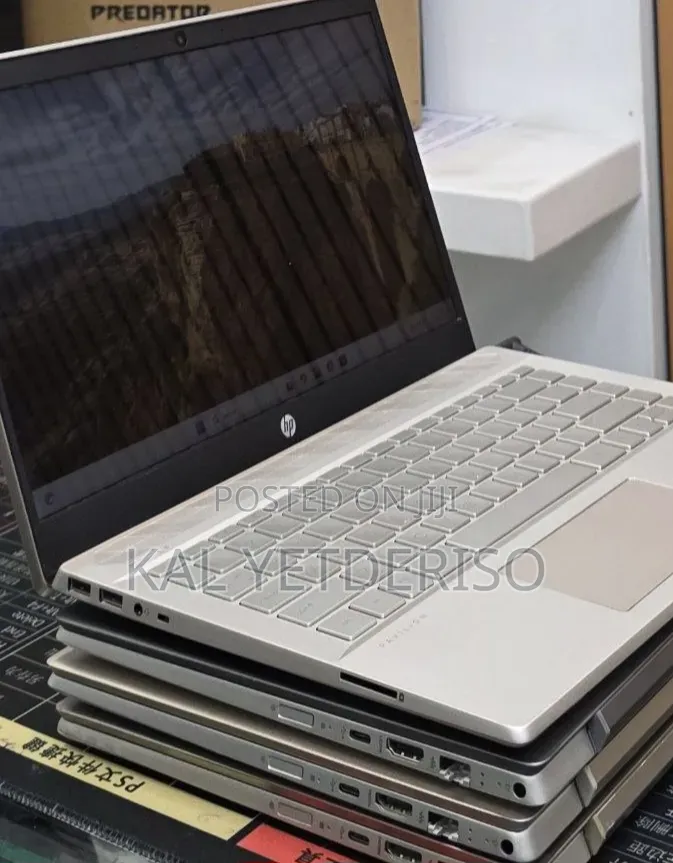 New Laptop HP Pavilion 14 16GB Intel Core i5 SSD 512GB
