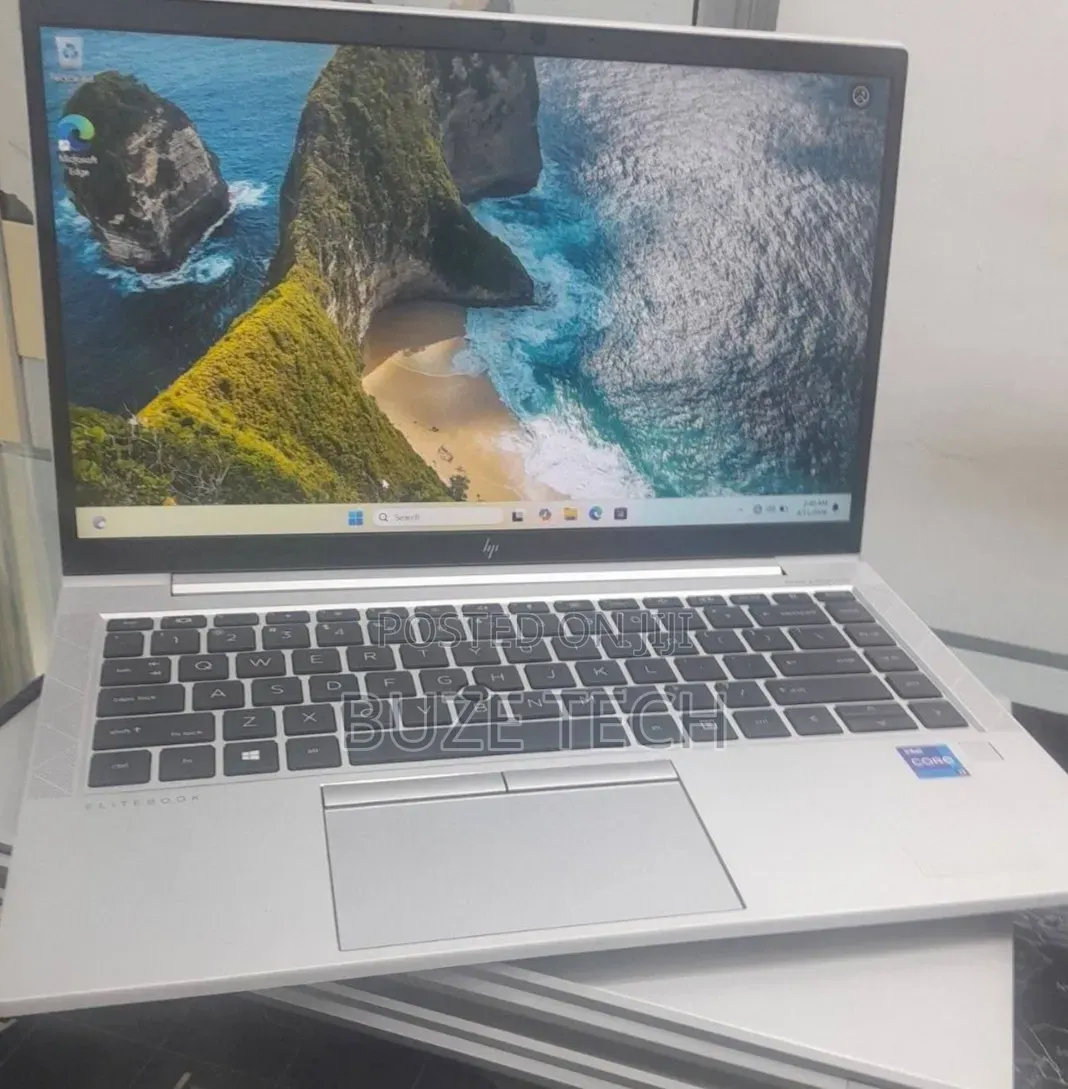 New Laptop HP EliteBook 840 G8 16GB Intel Core i7 SSD 512GB