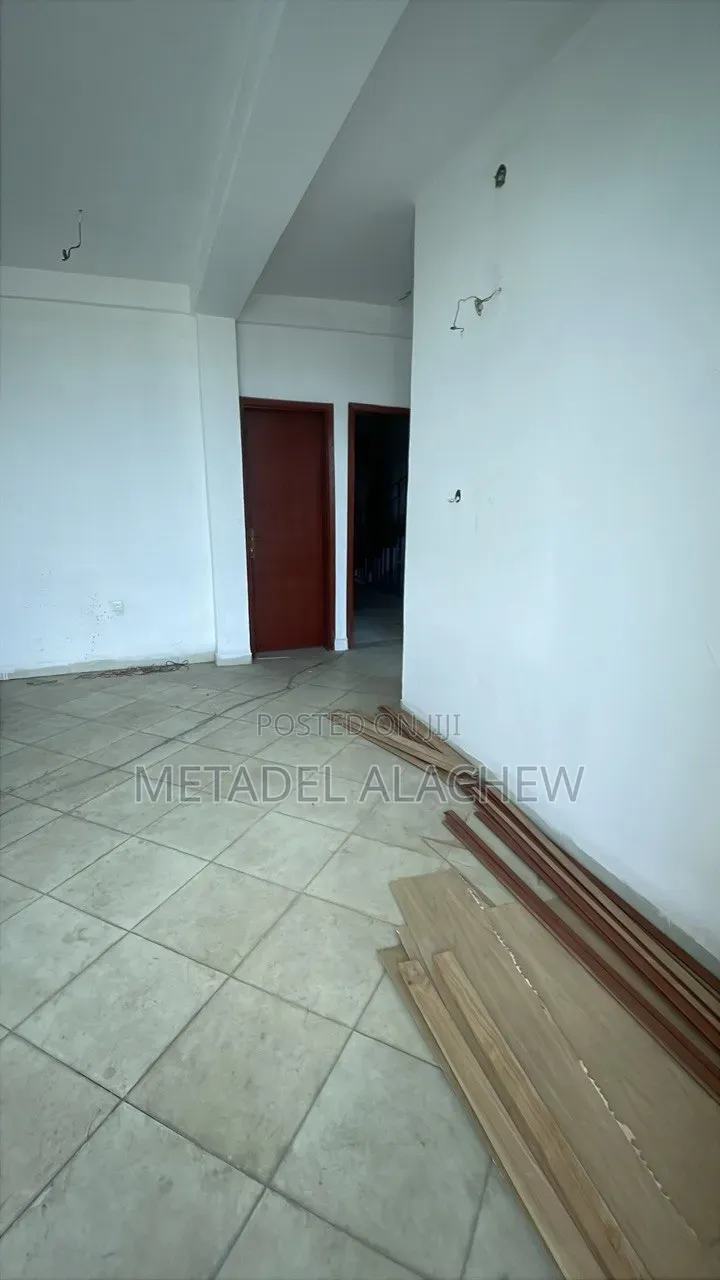 Furnished 3bdrm Apartment in Bole for sale