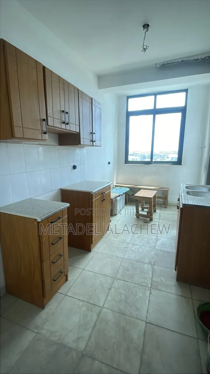 Furnished 3bdrm Apartment in Bole for sale