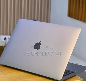 New Laptop Apple MacBook Air 2020 M1 16GB Apple M1 SSD 512GB