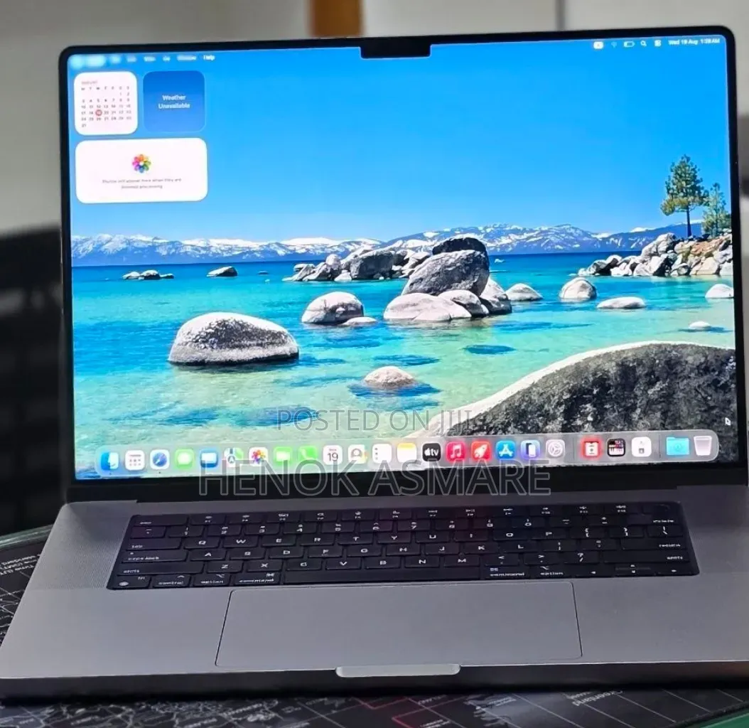 New Laptop Apple MacBook Pro 2023 M2 16GB Apple M2 SSD 1T