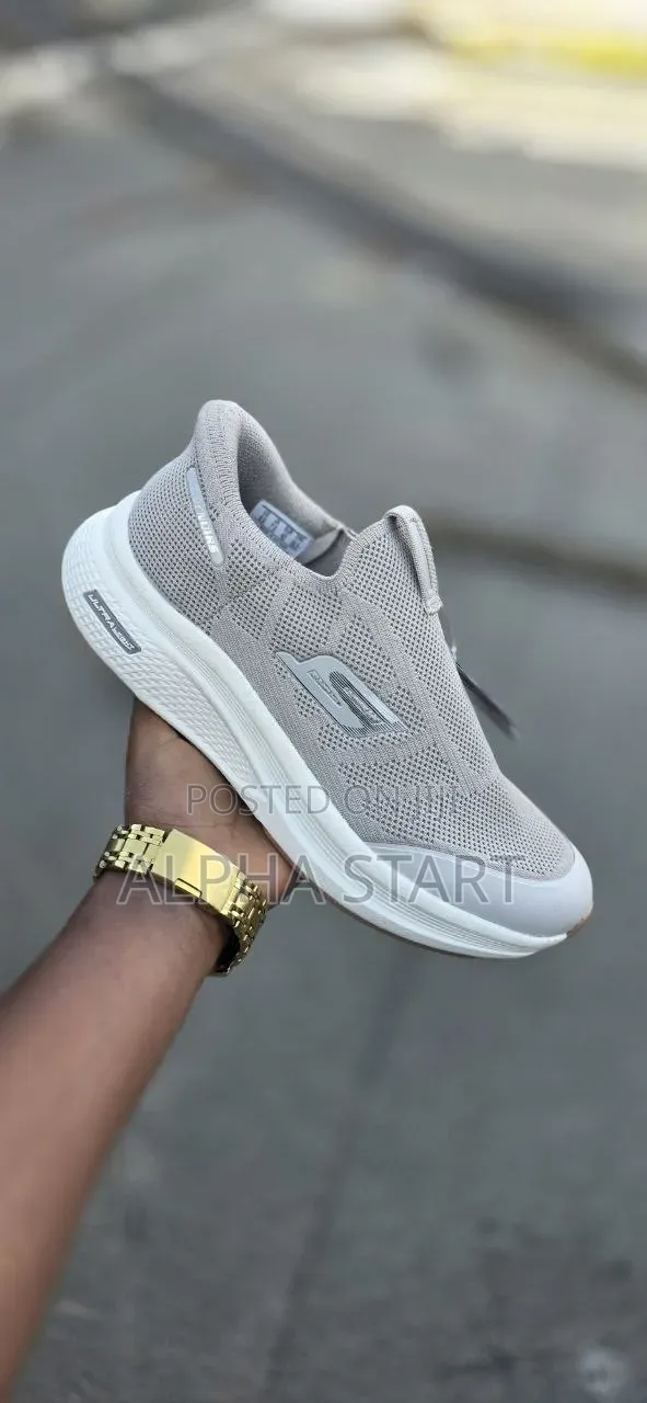 Skvcnuirs Skechers High Master Quality Smooth Shoes Made in Vietnam
