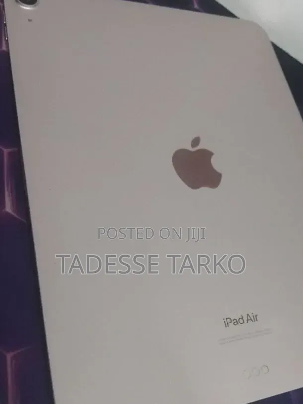 New Apple iPad Air 64 GB Silver