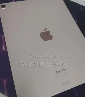 New Apple iPad Air 64 GB Silver