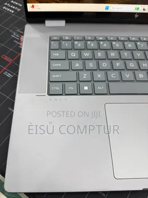 New Laptop HP Envy x360 16GB AMD Ryzen 7 SSD 512GB