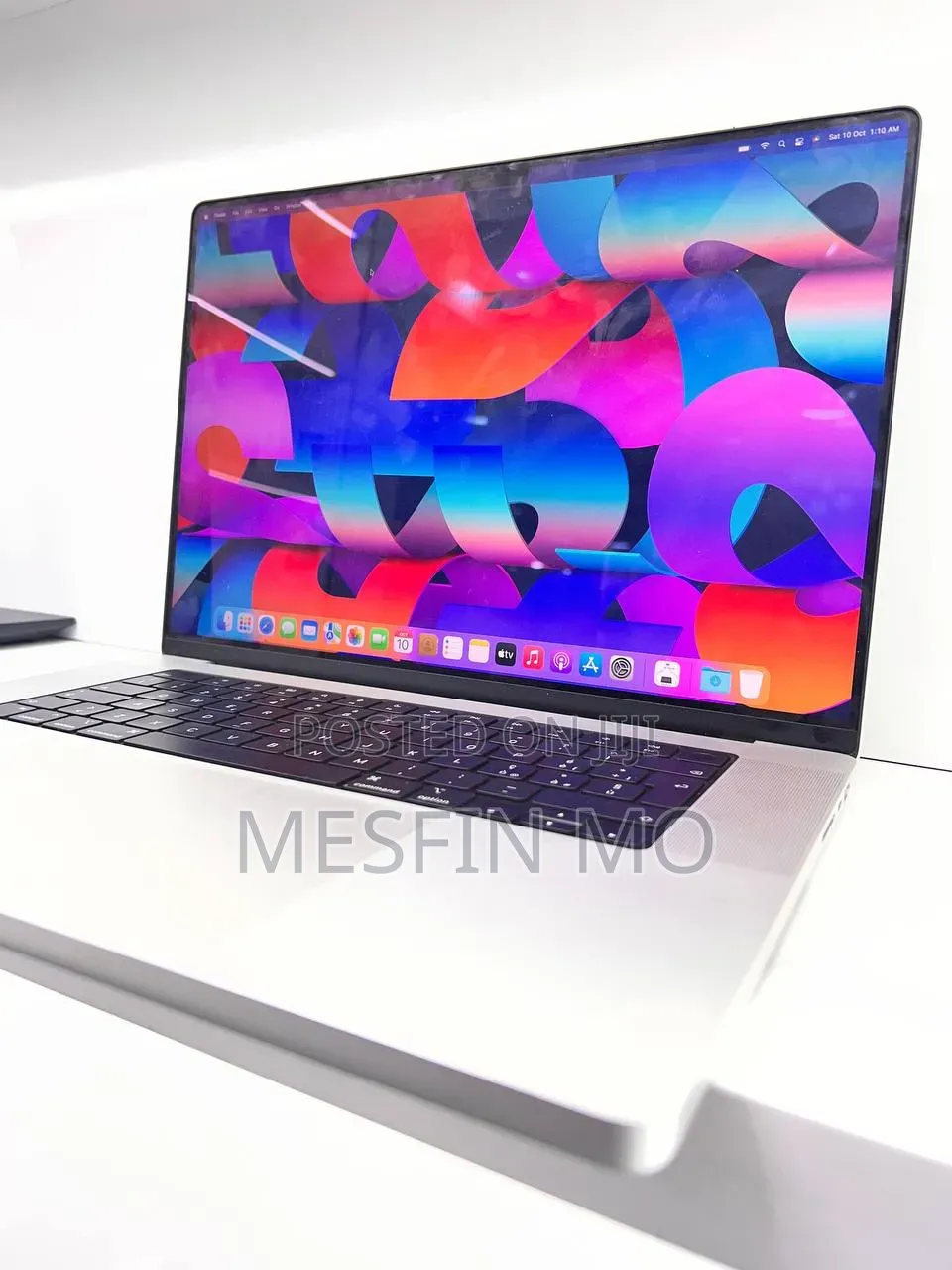 New Laptop Apple MacBook Pro 2021 M1 16GB Apple M1 Pro SSD 1T