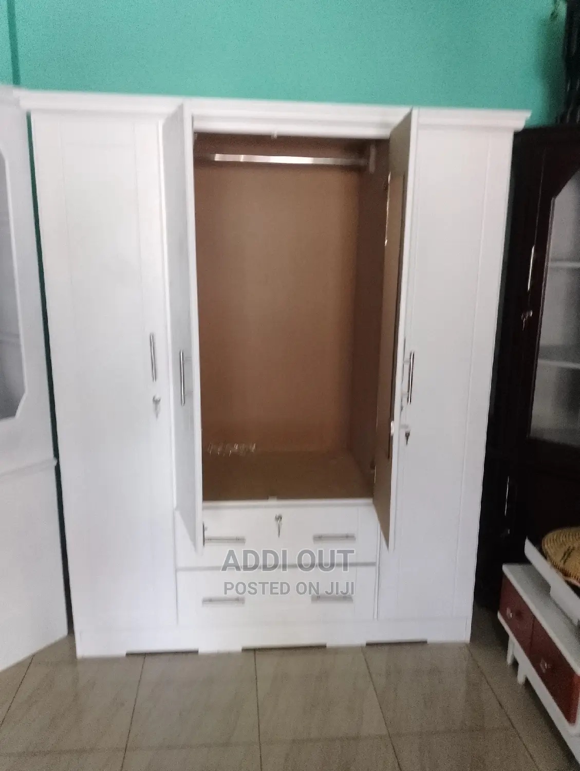 ቁምሳጥን/Cupboard